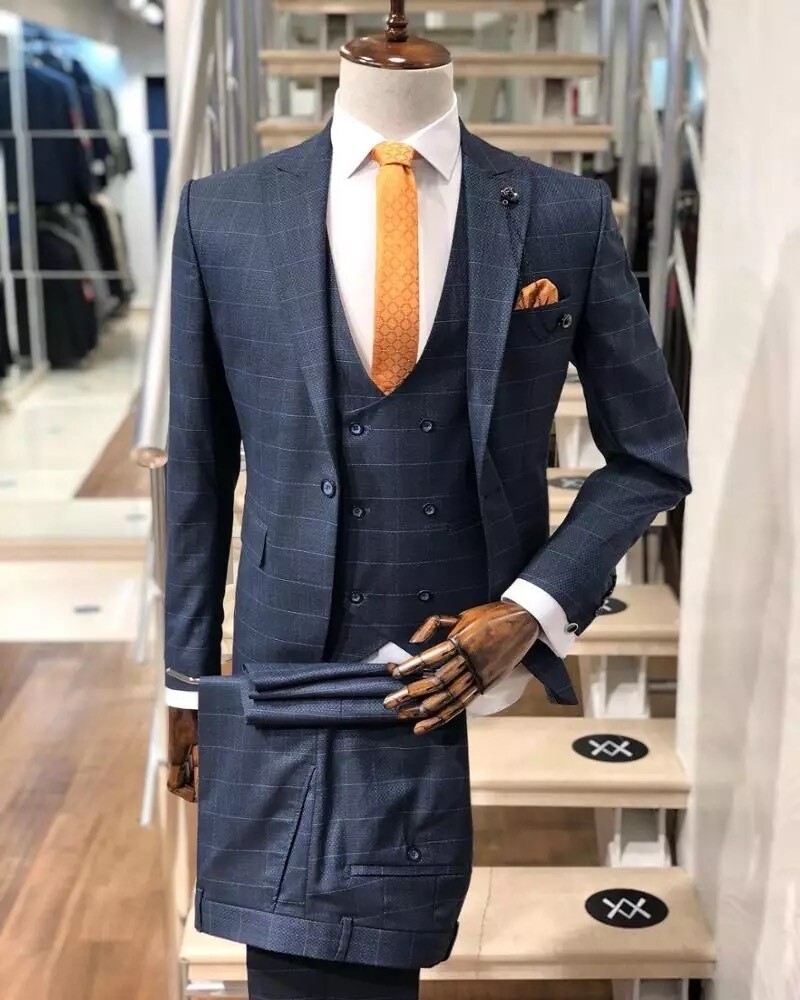 KING'S KOUTURE SUIT