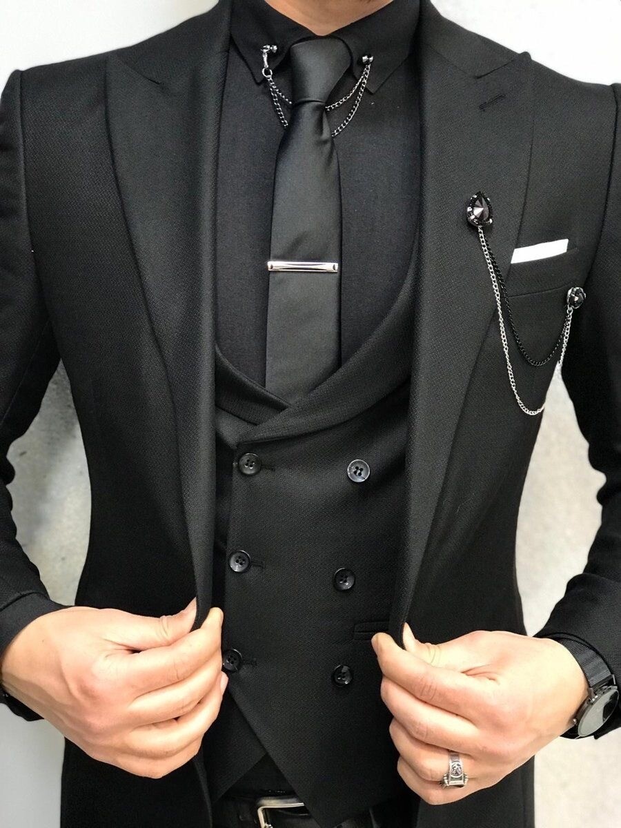 KING'S KOUTURE SUIT