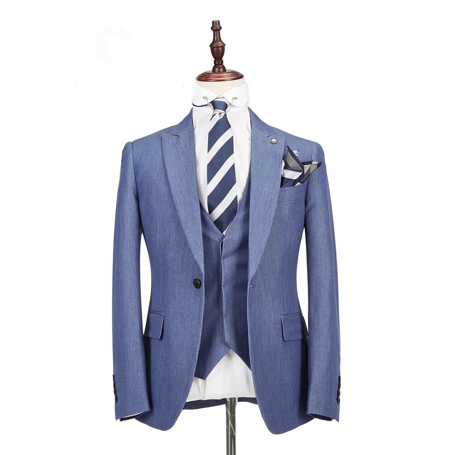 KING'S KOUTURE SUIT