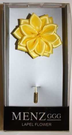 LAPEL FLOWER