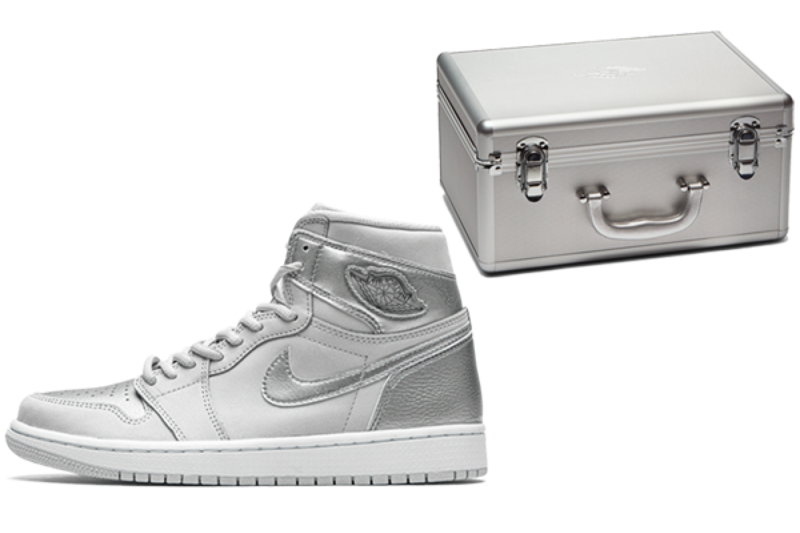 Jordan 1 Retro High OG CO.JP &#39;Metallic Silver&#39;（Suitcase）