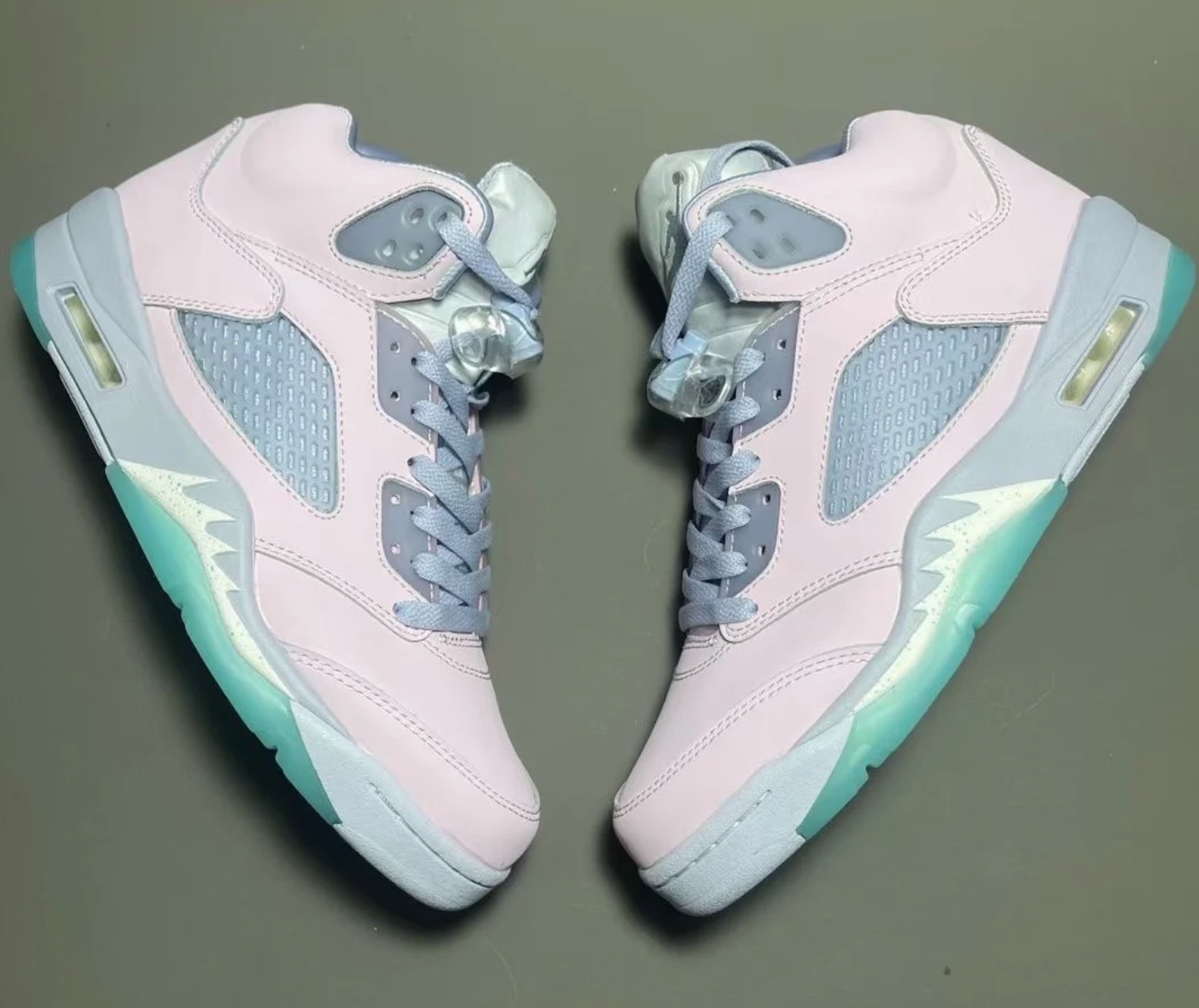 Air Jordan 5 SE “Easter”