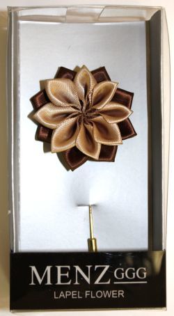 LAPEL FLOWER