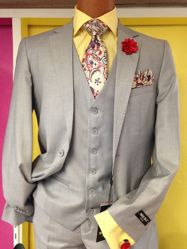 MEN&#39;S MODERN FIT SUIT