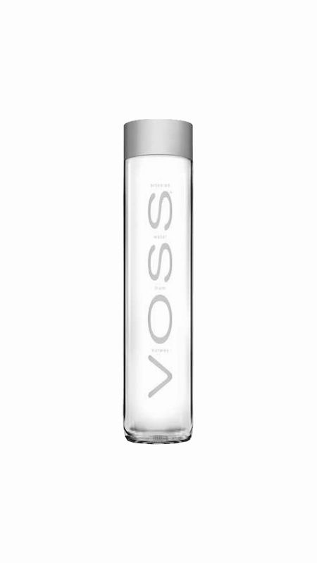 Agua Voss 800 CL Con Gas Caja 12 Und