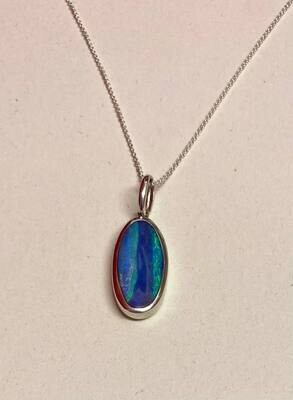 Collier in 925/- Sterlingsilber mit grünlich-blauen Opal