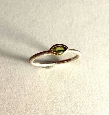 Ring in Sterlingsilber 925/- mit grünem Turmalin
