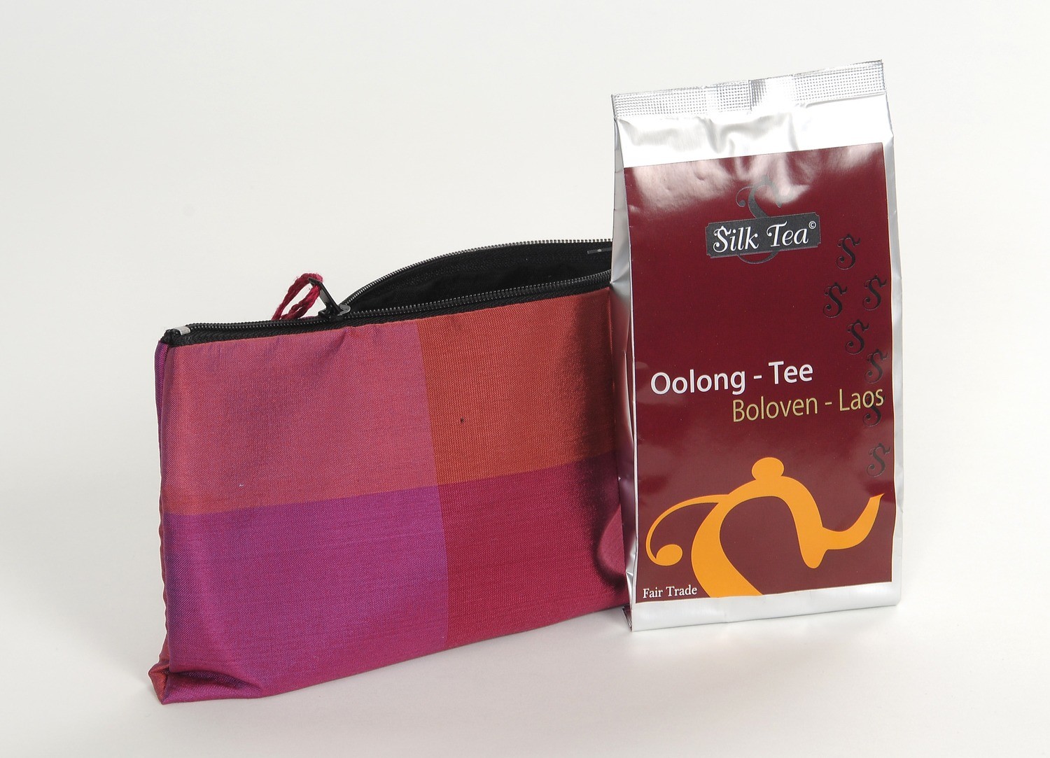 Olong Tee mit Seidentasche