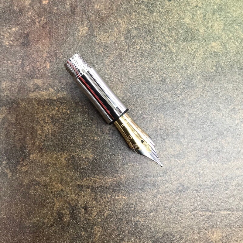 Dayacom Jr Size Rhodium Fountain Section