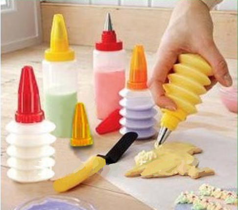 Set of 4 Icing Squeezies with 9 switchable patterns