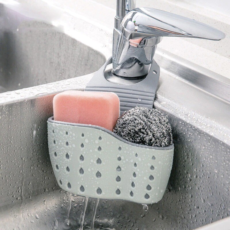 1Pcs Küche Zubehör Utensilien Veranstalter Einstellbare Snap Waschbecken Seife Schwamm Halter Küche Hängen Drain Korb Küche Gadgets