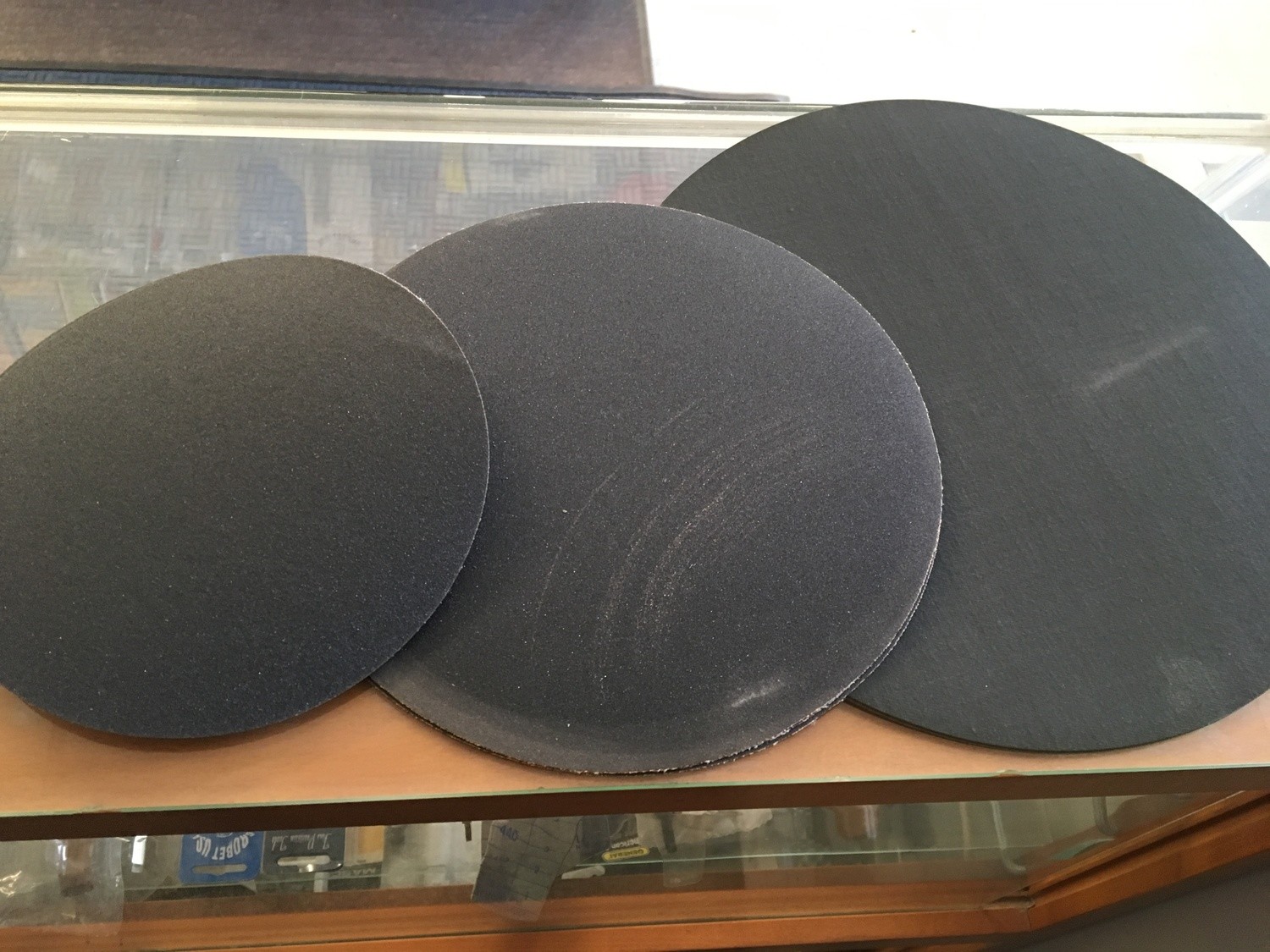 CLOSE OUT!! 10" 400 grit sanding discs