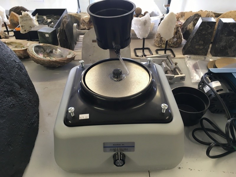 Universal Heavy Duty 6&quot; Polishing and Grinding Machine