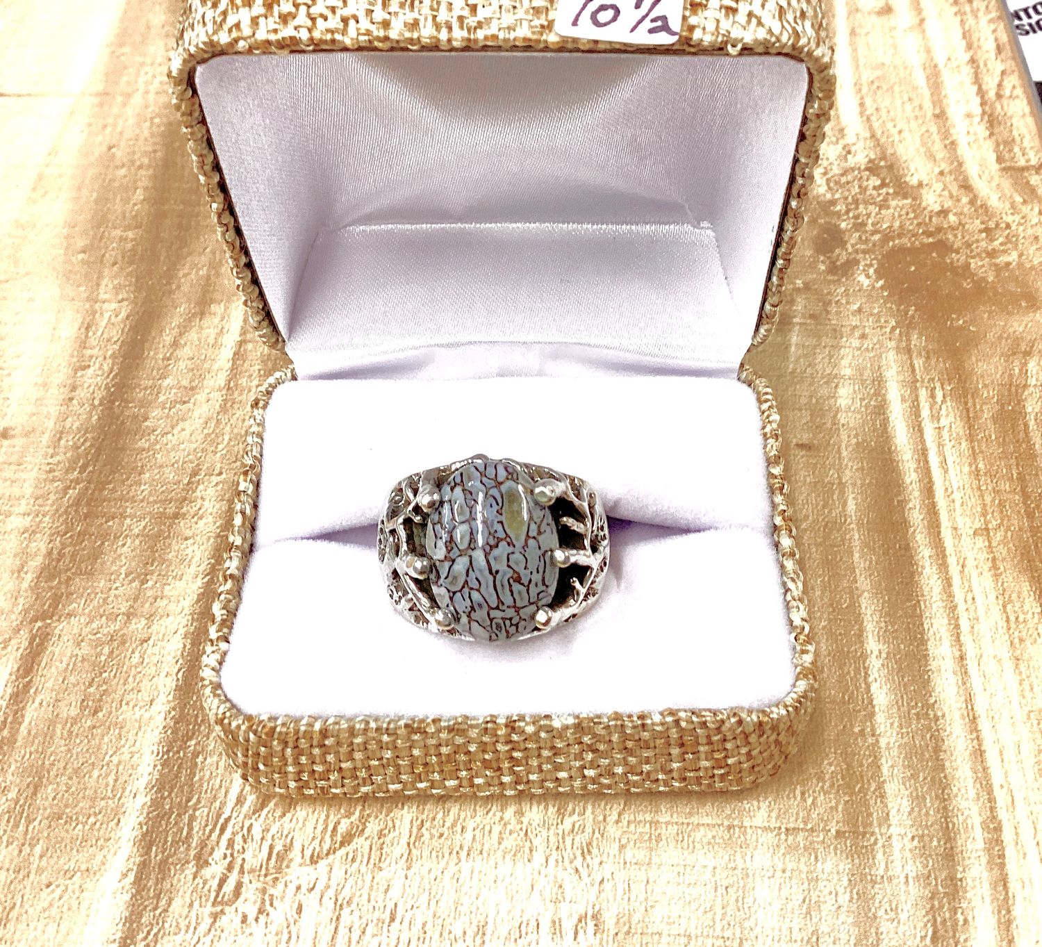 Grey gem Dino bone ring