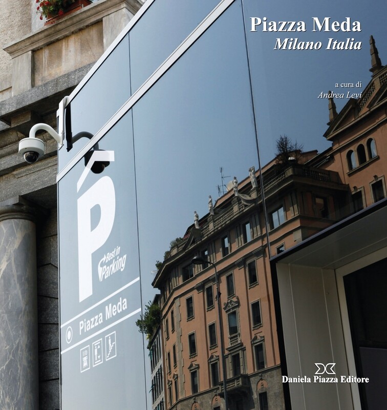 PIAZZA MEDA MILANO ITALIA
