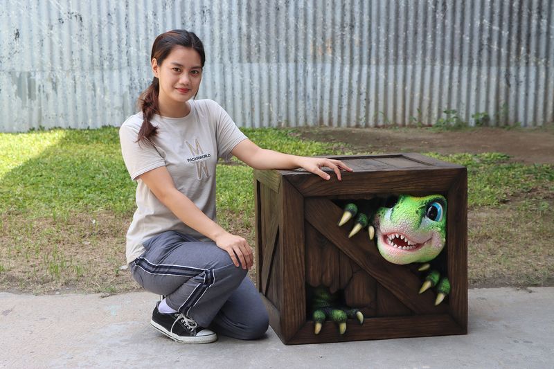 Peek-A-Boo Dinosaurs Table Peek-A-Boo Dinosaurs Table