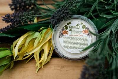 Pacific Ylang-Ylang Natural Wax Tart Melt.