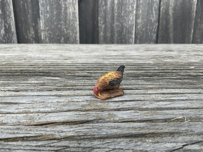 Huhn pickend