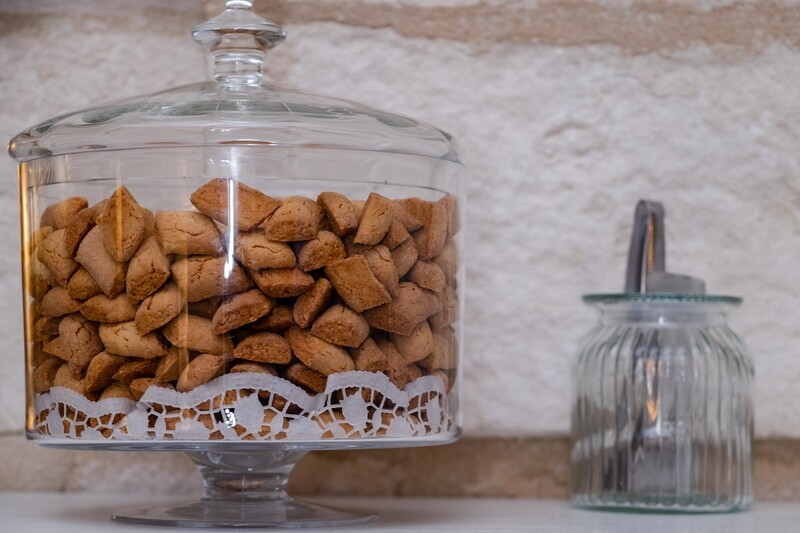 Dolcetti alla mandorla Pugliese al Kg.