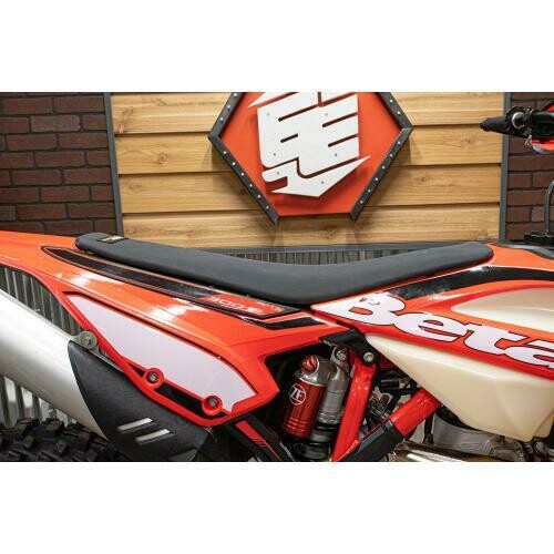 BETA LOW SOFT SEAT 2020-> 125-500 RR/RS/RX   and  X-TRAINER 300 2023->