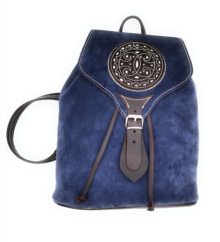 Mochila de serraje con roseta