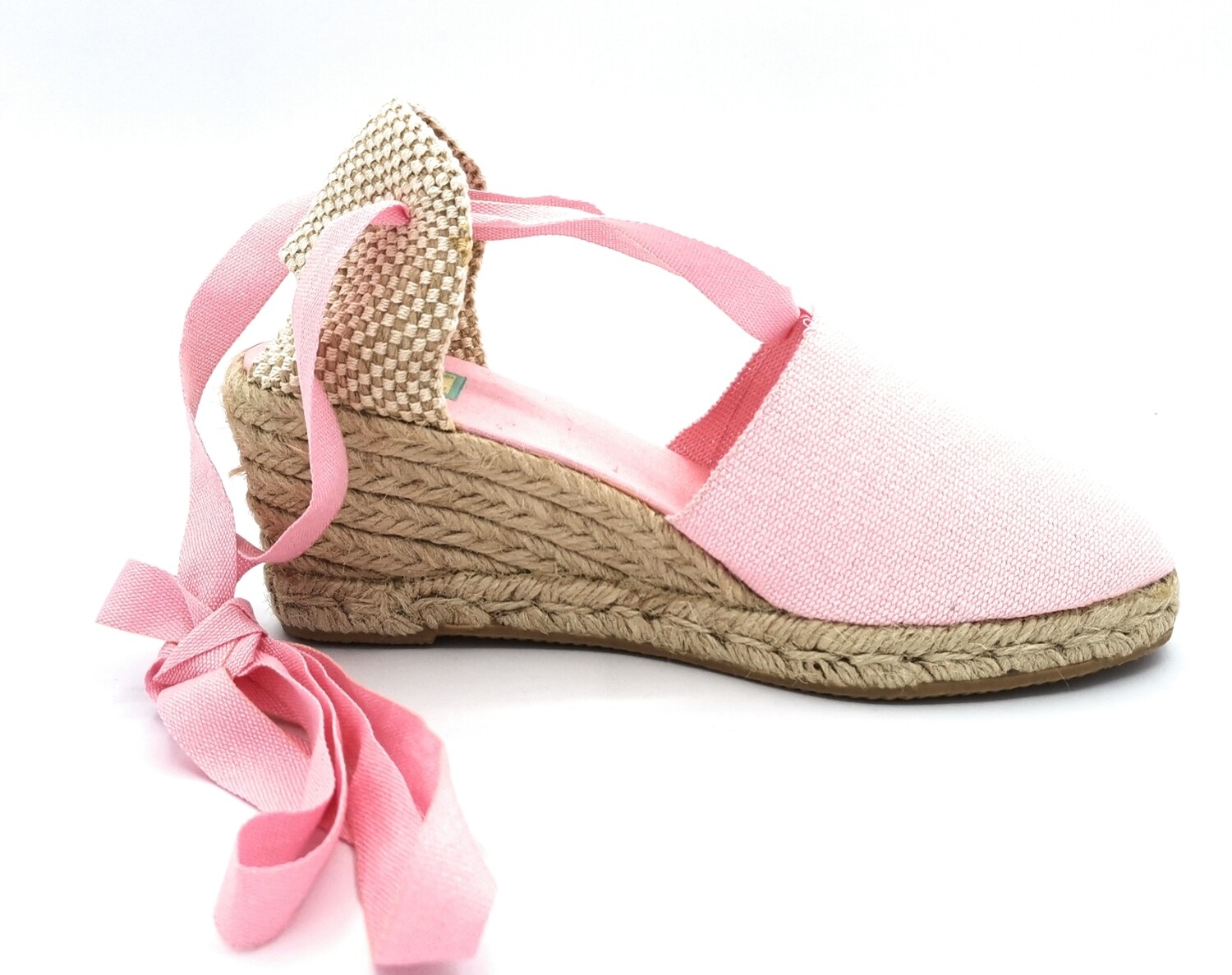 Sandalia con cordones rosa