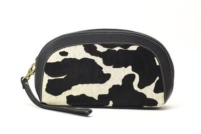Bolso portatodo en piel con estampado de vaca