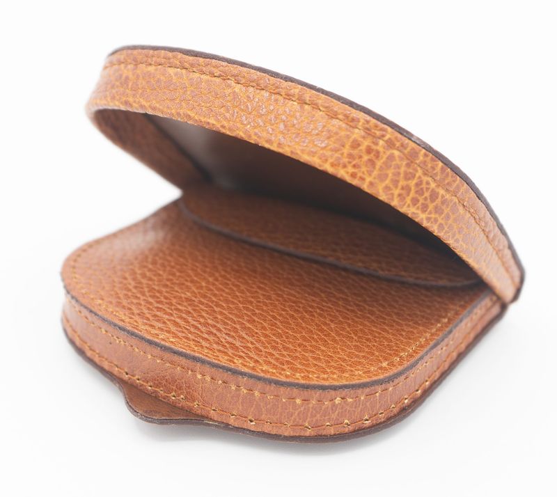 Monedero taco de piel marrón