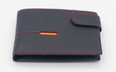 Cartera de piel azul con bandera de España | Cartera con broche hecha en España Cartera de piel azul con bandera de España | Cartera con broche hecha en España