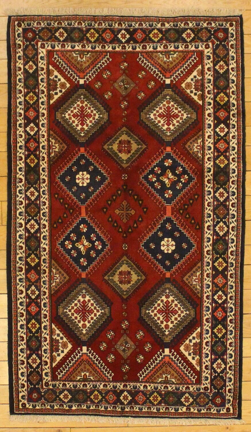 Yallamah - 4.1 x 7.1