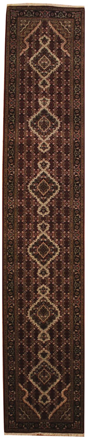 Indo Tabriz - 2.7 x 13.9