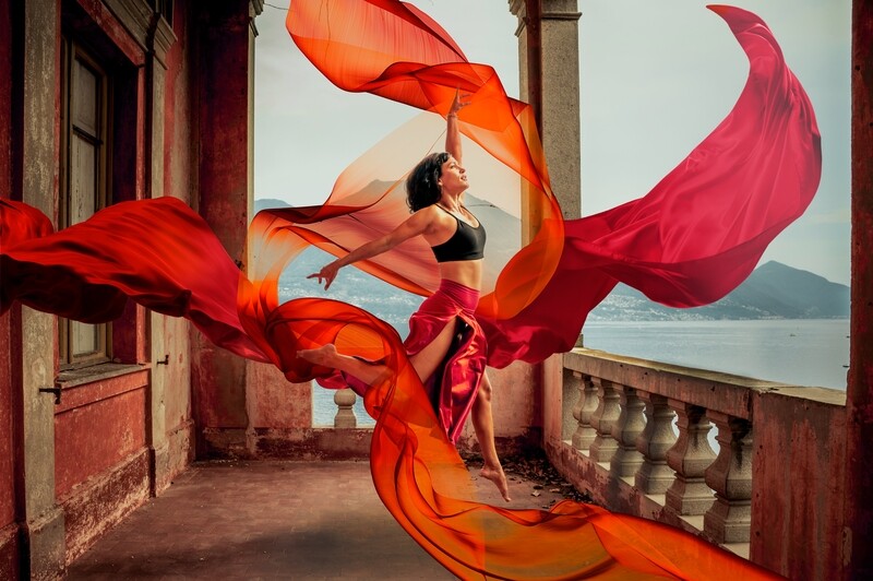 Light Dance