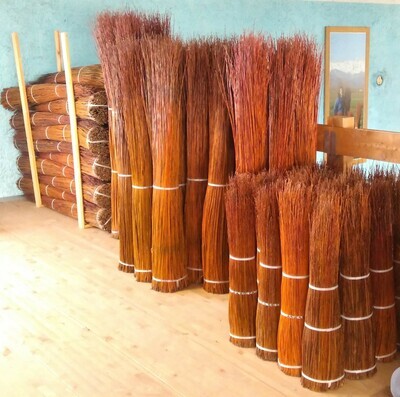 Rosso mattone, salici/corteccia  cm 80, kg 2,5