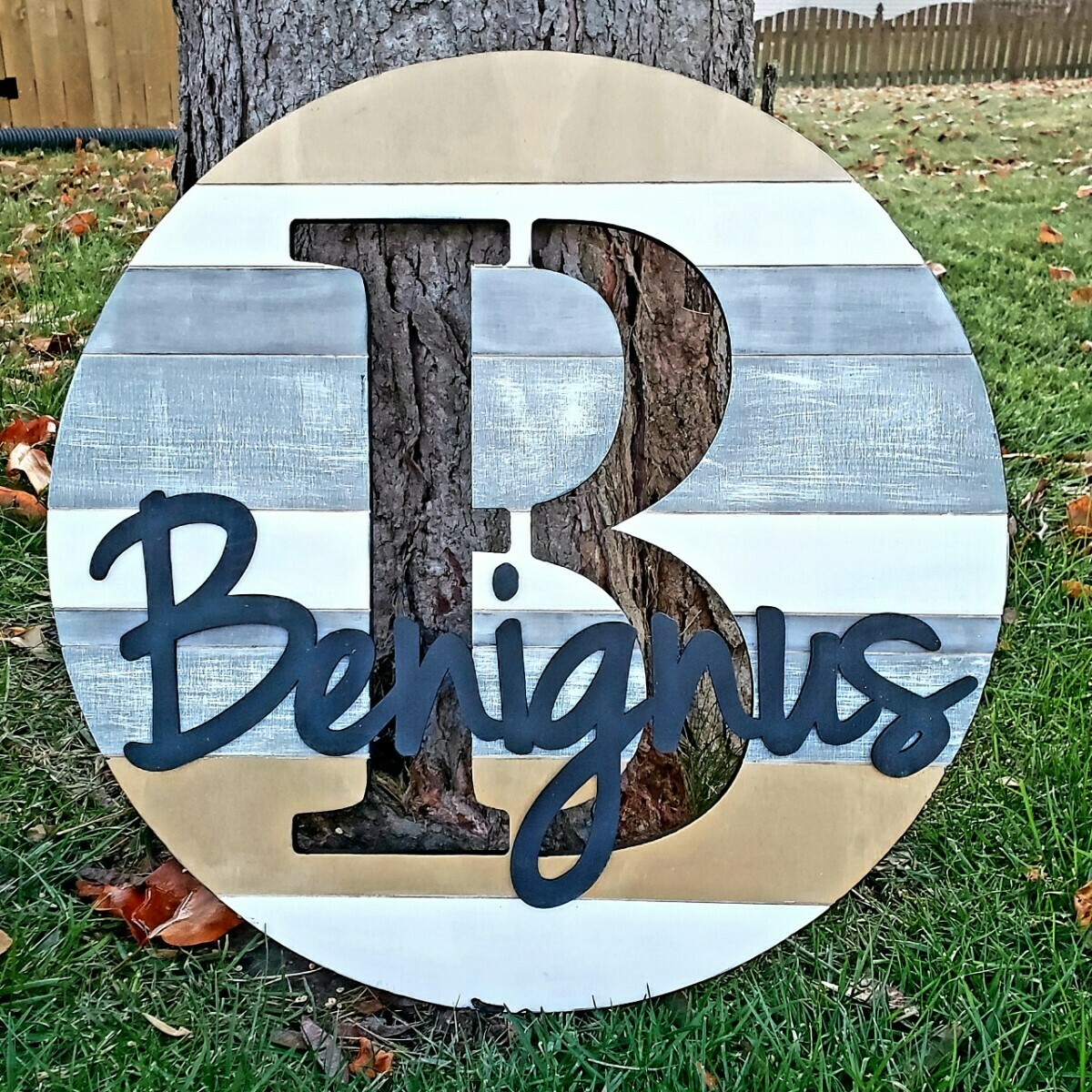 Round Shiplap 3D Personalized Sign