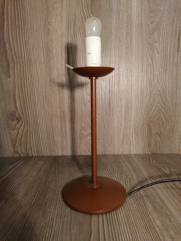 Lampenständer mittel