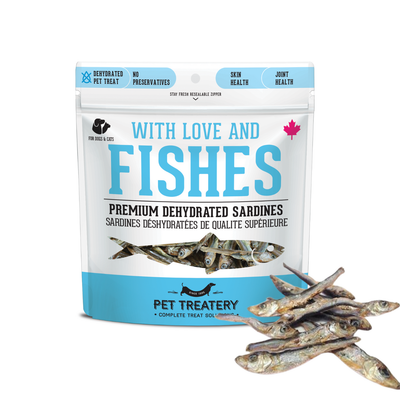 PET TREATERY WITH LOVE AND FISHES DEHYDRATED SARDINES 50g