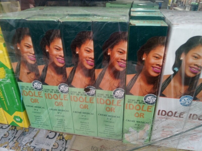 Creme idole citron ou blanc .  Contre Les taches