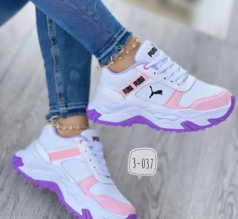 Tennis un modèle style puma