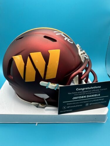 Jayden Daniels Signed Riddell Mini Washington Commanders Helmet Fanatics