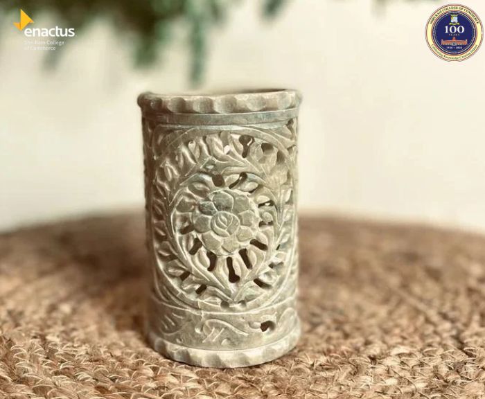 Circular Pen Stand- Gaurahari Enactus SRCC Circular Pen Stand- Gaurahari Enactus SRCC