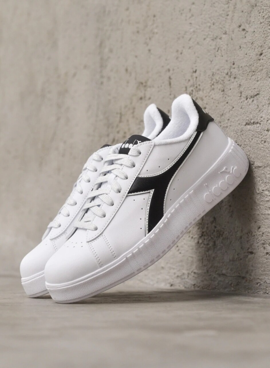 Diadora step white black