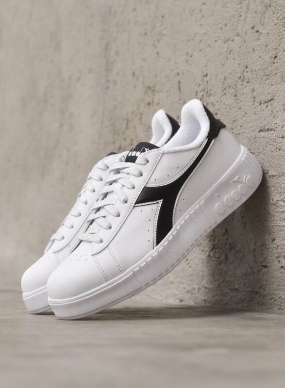 Diadora step white black