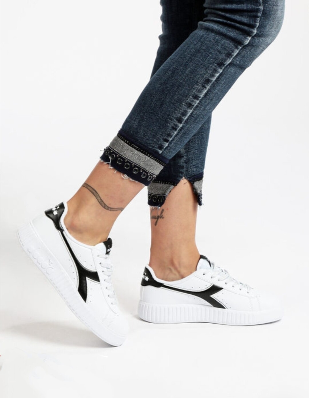 Diadora step white black