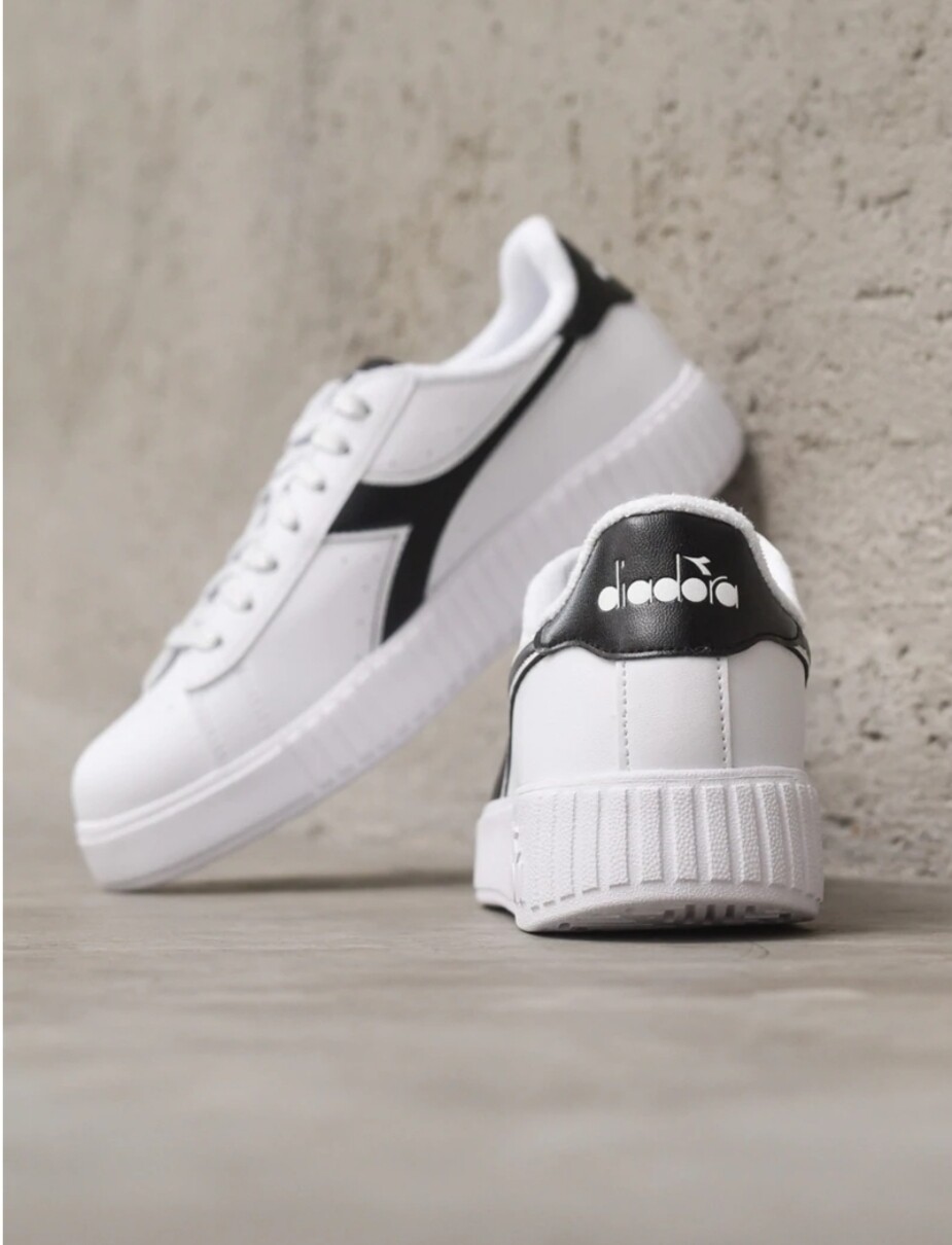 Diadora step white black
