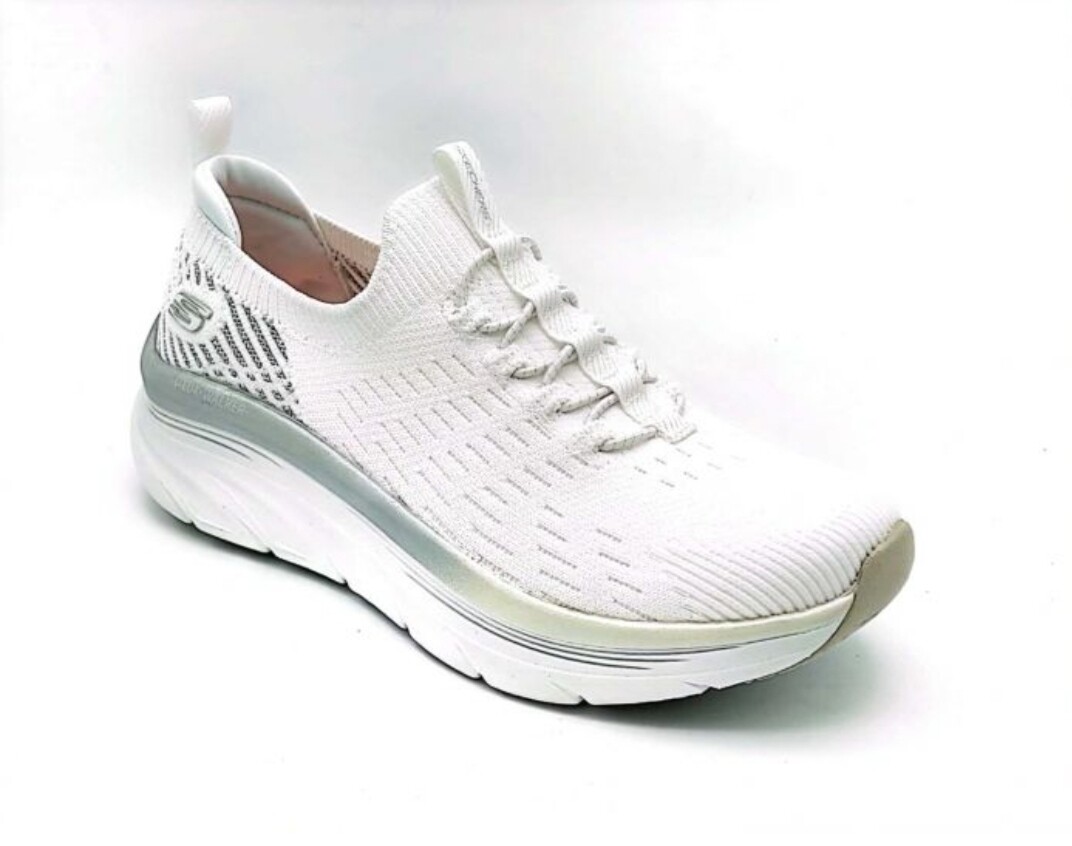 Skechers dlux walker