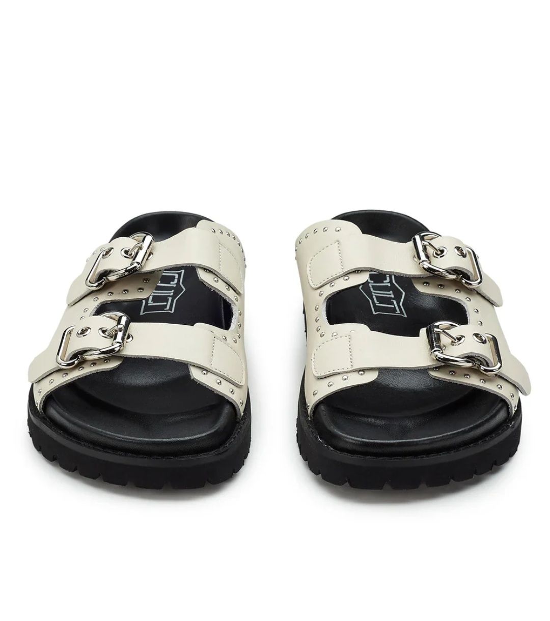 Cult lizza white