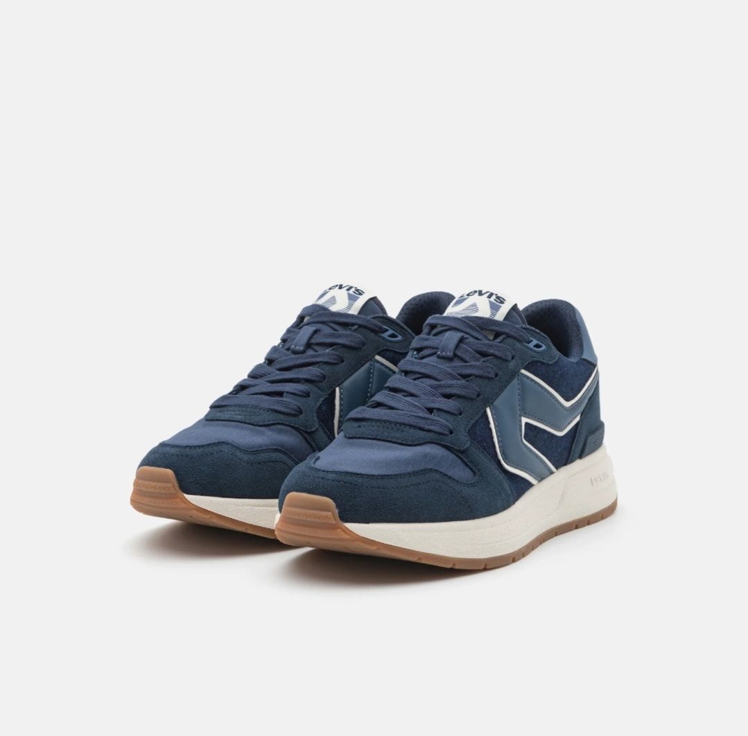 Levi&#39;s charge blu