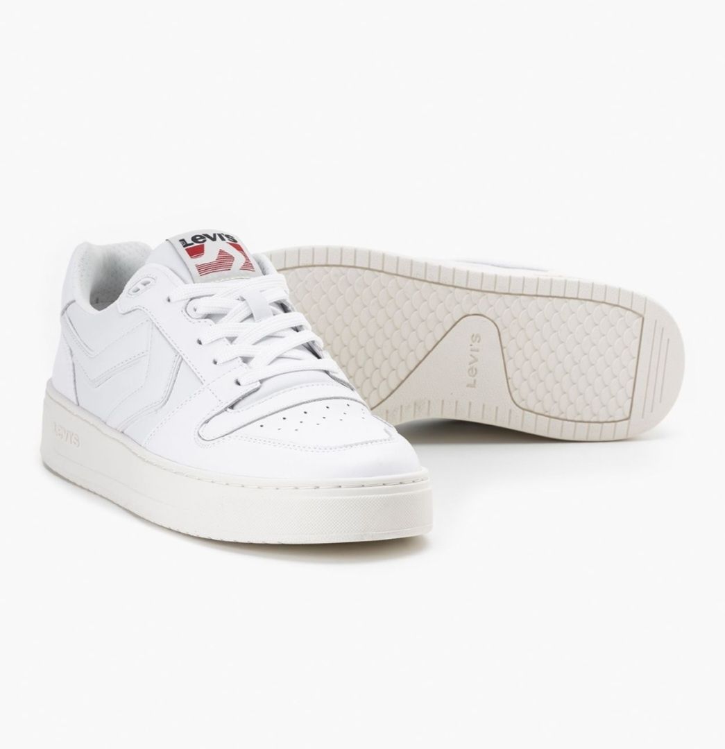 Levi&#39;s Glide L white
