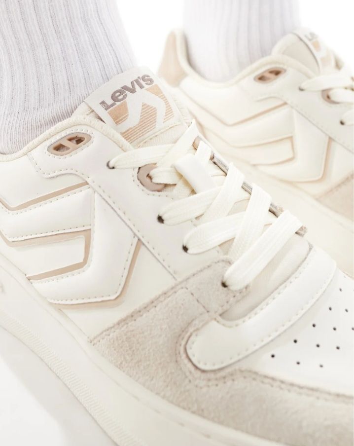 Levi&#39;s glade L beige
