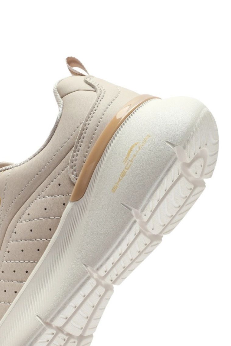 Skechers dynamight beige